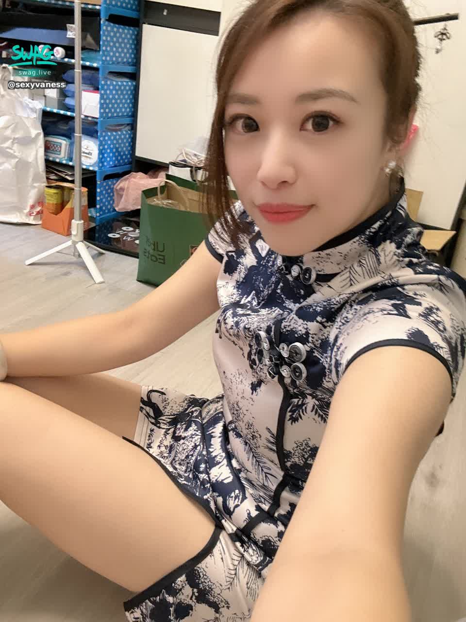 sexyvanessa : 旗袍適合我嗎😜