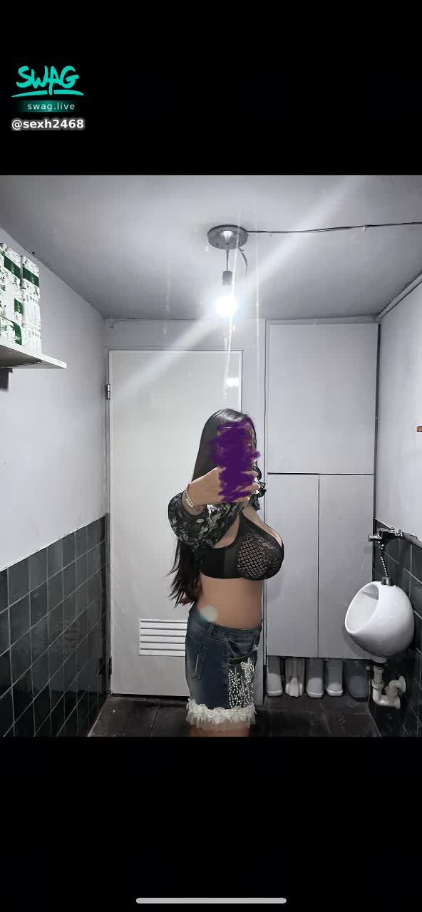 sexh2468 : 解🔒很夯的廁所打卡