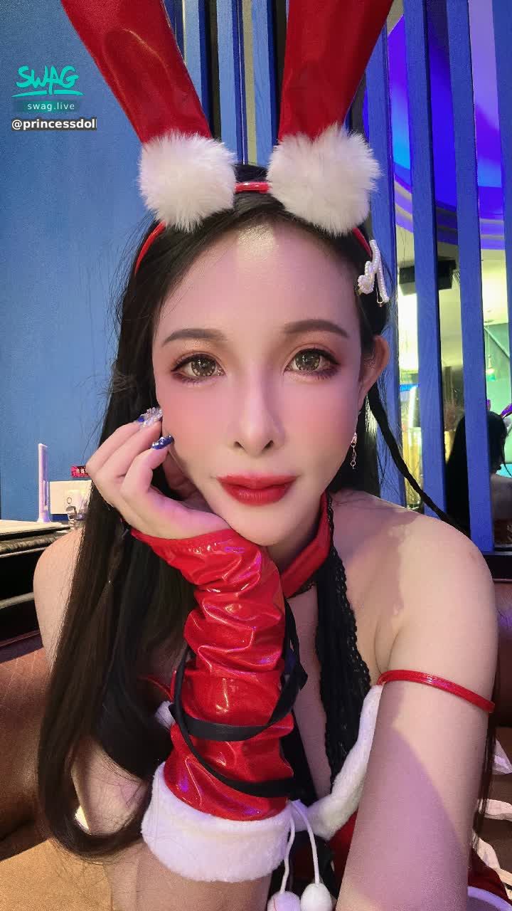 princessdolly : 聖誕節約會的限時動態部部都是娃娃激推👍🏻👍🏻👍🏻每一則都很經典收藏起來一定不會後悔❤️🔥❤️🔥