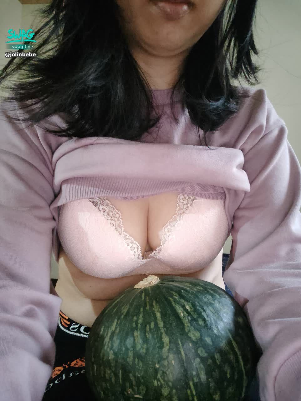 jolinbebe : 性感騷療慾濕南瓜