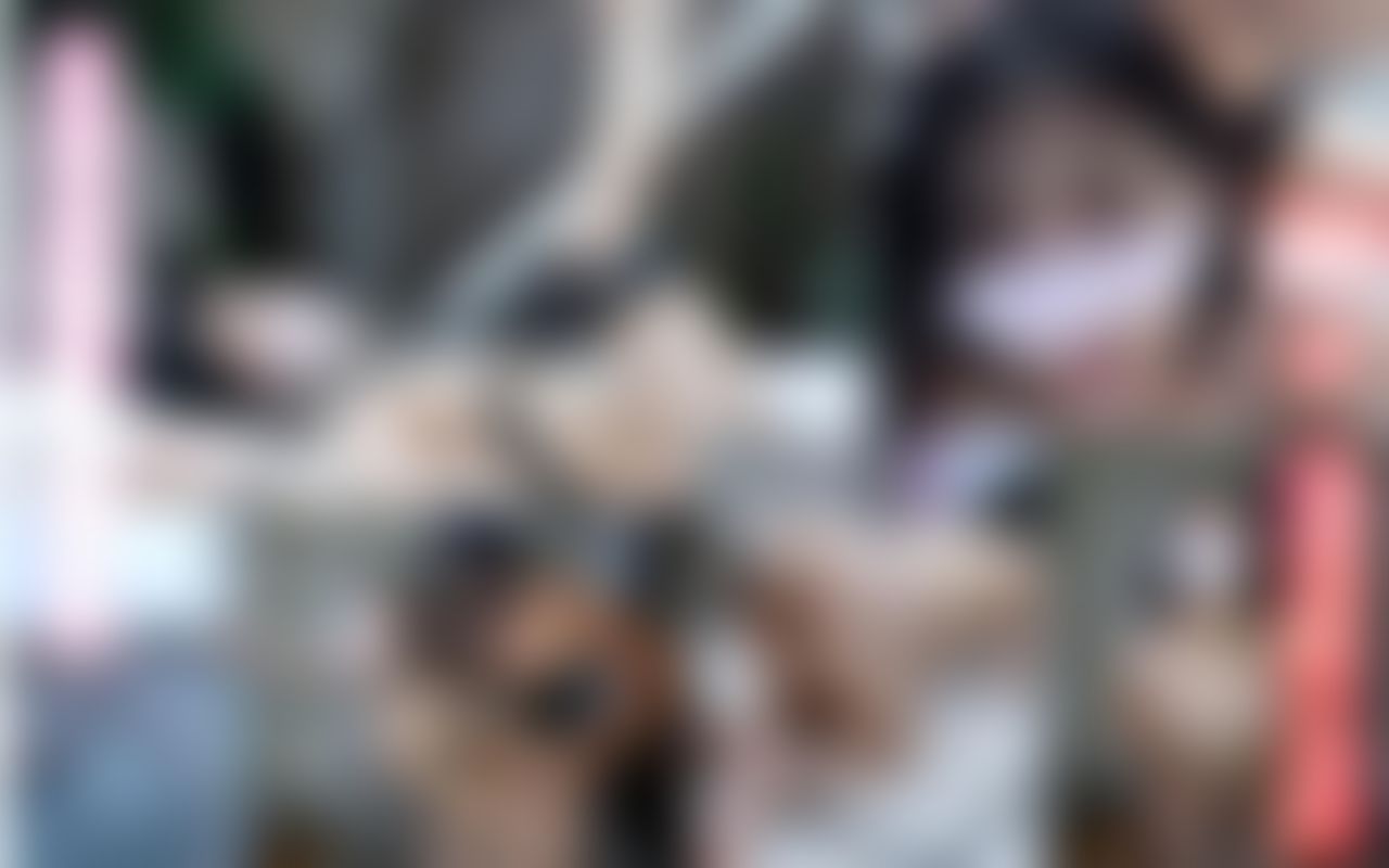 japanese_real_amateur : 20才
現役女子大生
初撮影
バック固定
首輪固定
電動ピストンバイブ
性格も優しく、色々奉仕してくれる彼女
今日は明るいうちに、ベランダでいちゃいちゃ
夜もいいけど、日中のベランダでのイマラチオも最高です
根元まで押し込んで
ぐいぐいピストン
気持ち良すぎです
最近恒例の、開脚固定、首輪固定で電動ピストンバイブ
四つん這いの彼女の万個に、激しく突き刺すバイブ
ベランダでの開放感が忘れられす、再びベランダへ
立ちバックで、思いっきり激しくピストン
彼女も何度もイってしまい、万個がびしょびしょに
#マスクde本物素人 #スレンダー#屋外#キス#フェラ#バック