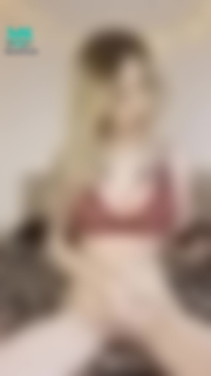 maryjanee : 
Pussy orgasm! 💦🔥
#sexy #blonde 