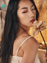 riss94me : 願我們都能在有限的時間裡
綻放燦爛的一面🌷
Babe