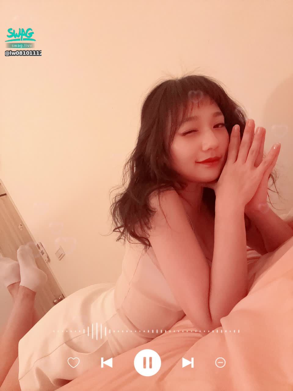 lw08101112 : 一個人的雙人床….
誰來當熊大呢？
