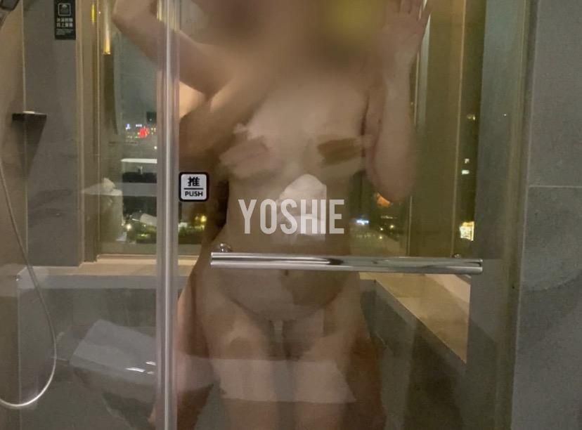 waiteryoshie : As expected, there is no way to take a shower together seriously!