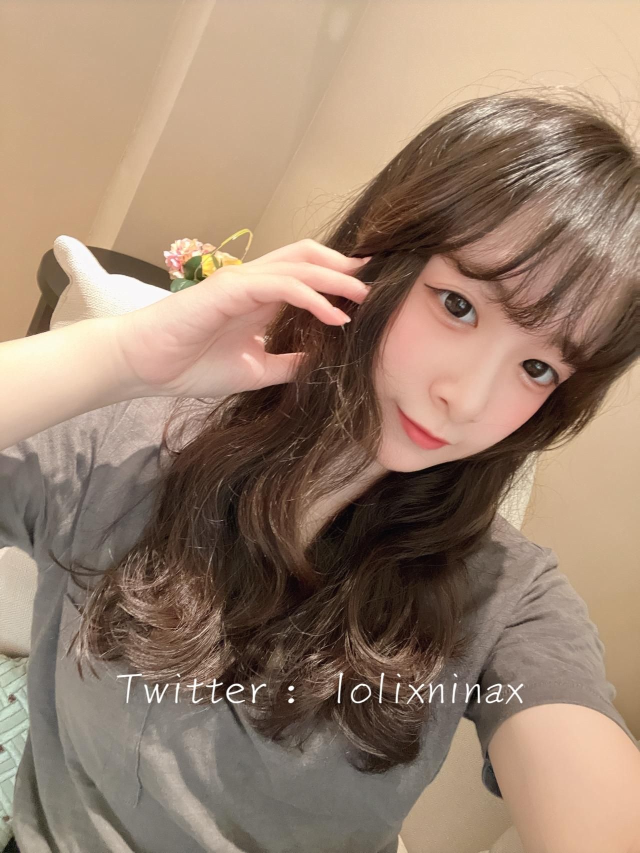 lolixninax : 洗澡實境秀