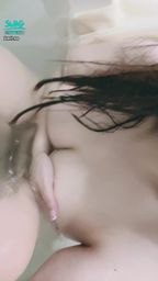 ari_sa : お風呂で気持ちいいこと。
#お風呂#sexy#巨乳#日本人#乳首#{Arisa}#水#色白#美肌#生活