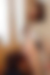 eaglejp : 隨著丈夫日漸開始在家工作後,東凛想要見到她的性伴侶就越來越難。這時候她想到了一個好主意,就是假裝是快遞然後就可以趁那幾分鐘開幹。