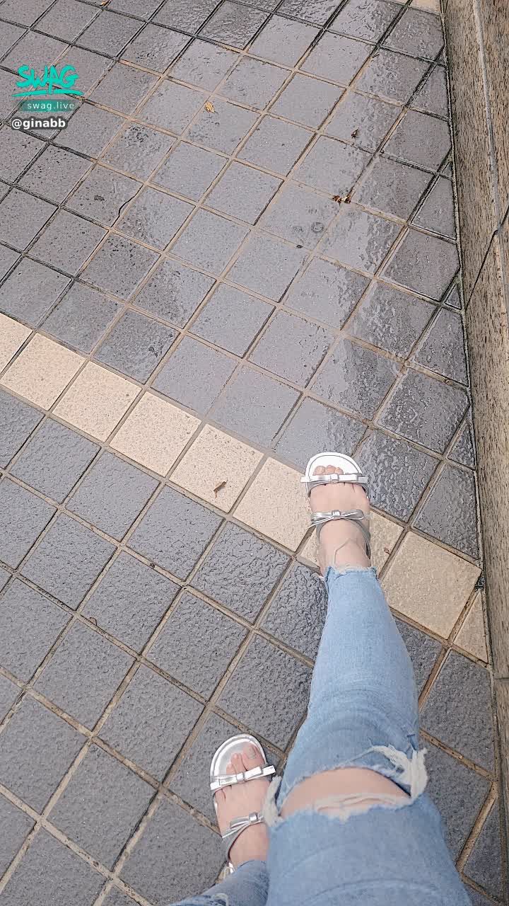 ginabb : 大雨大雨一直下😭😭😭好煩