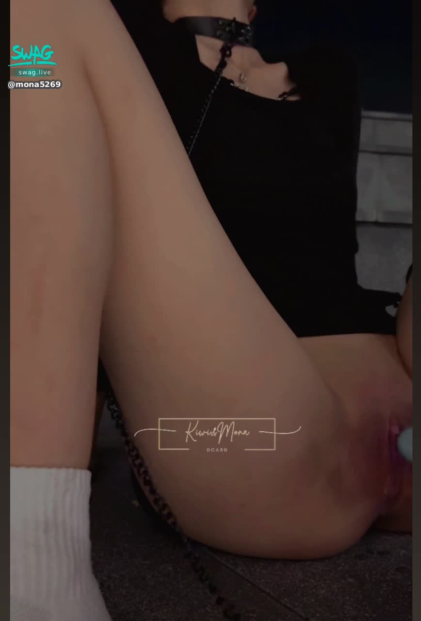 mona5269 : 調教小母狗
在🙈 🙉 🙊被調教
太刺激🥵