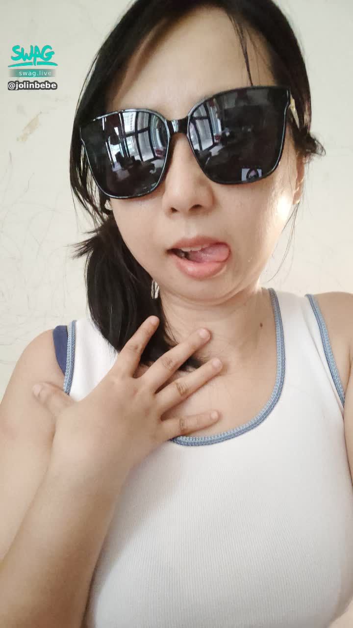 jolinbebe : 逗趣 表情 來角色扮演