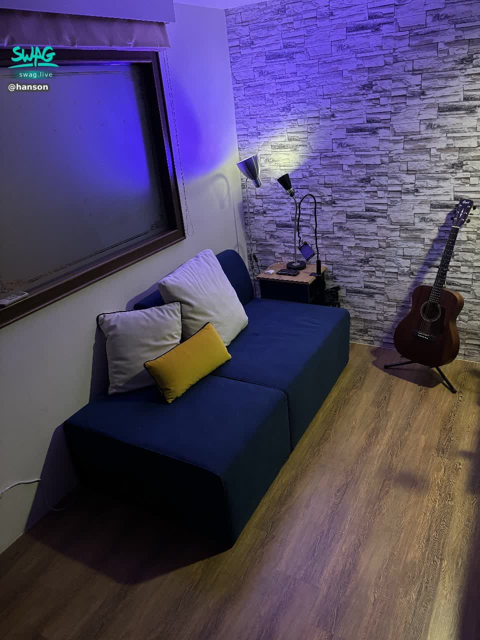 hanson : 歡迎來合作,直播/拍攝都歡迎唷