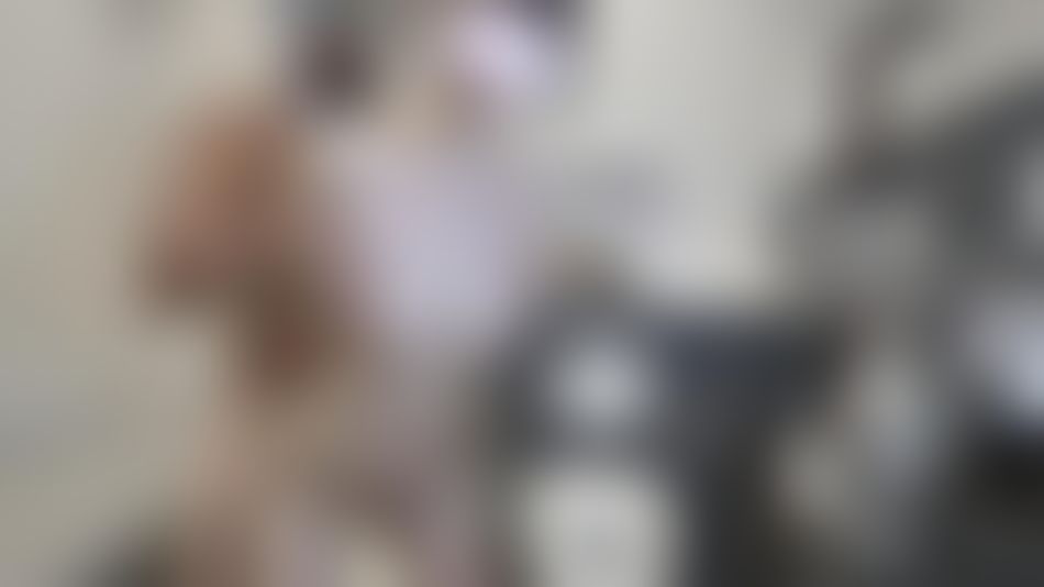 japanese_real_amateur : 多目的トイレで、イタズラ
首絞め
スパッキング
どんどん激しさが増して
彼女も、何度も何度もイキまくってました
色々やらせてくれる、本当にいい子です
最後はもちろん、基本の中出しで。。
またお金に困ったら相談してね
おっさんいつでも付き合いますよ