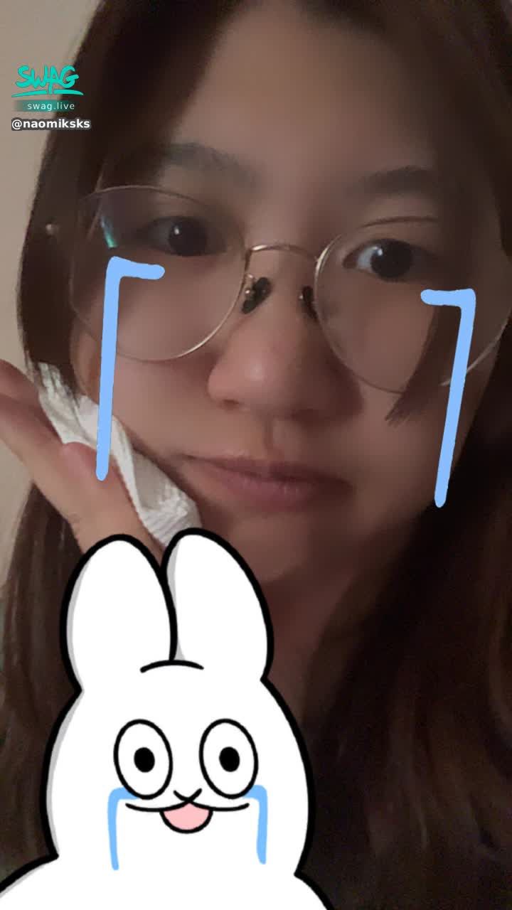 naomiksks : 我是個半休息型主播🥵
如果我的老朋友們找我
我還是會回覆訊息~
如果是新朋友我也會回覆
但請你們包容我還有別的工作
我不會時時刻刻看著手機
我會有比較忙綠的時候
也不會打開讓訊息跳出來
畢竟如果有人看到我的訊息
內容還是:你的奶多大
我會不好意思🙈
感謝願意找我解鎖影片
聊天💬打屁💬啊吧啊吧的人
不喜勿近😉