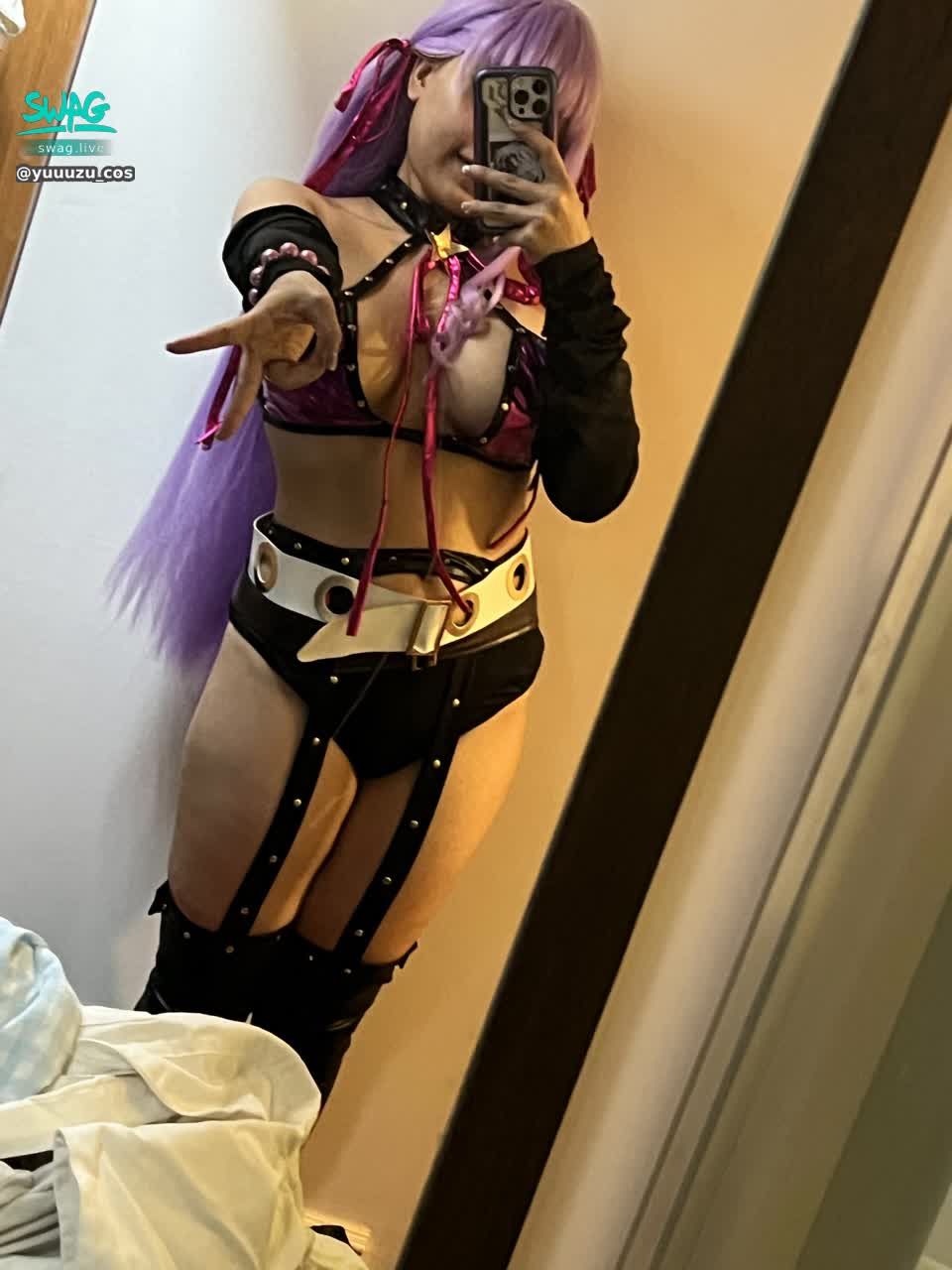 yuuuzu_cos : see you on Friday 20:00 !!✌️