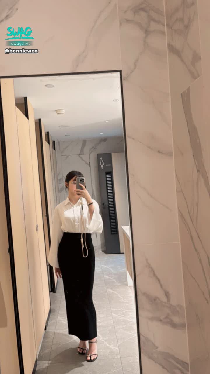 bonniewoo : 氣質妮 給幾分~