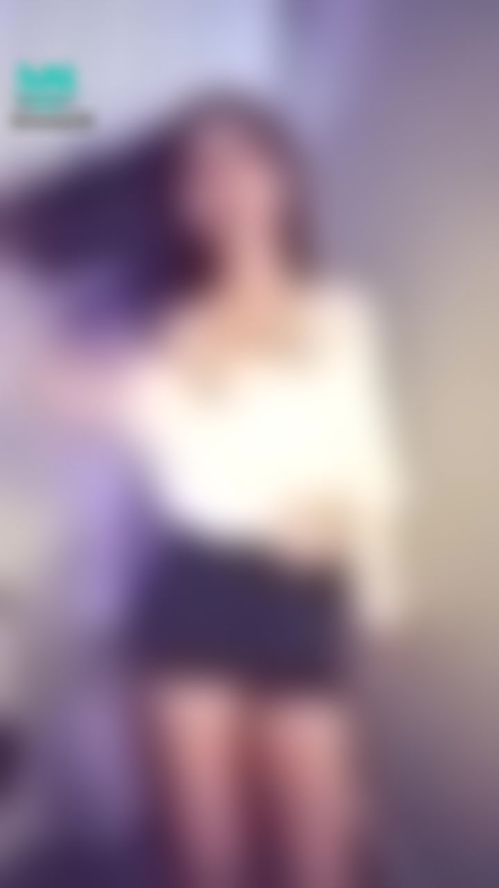 sunny_mini : 
想不到吧 我會跳舞🤓Babe