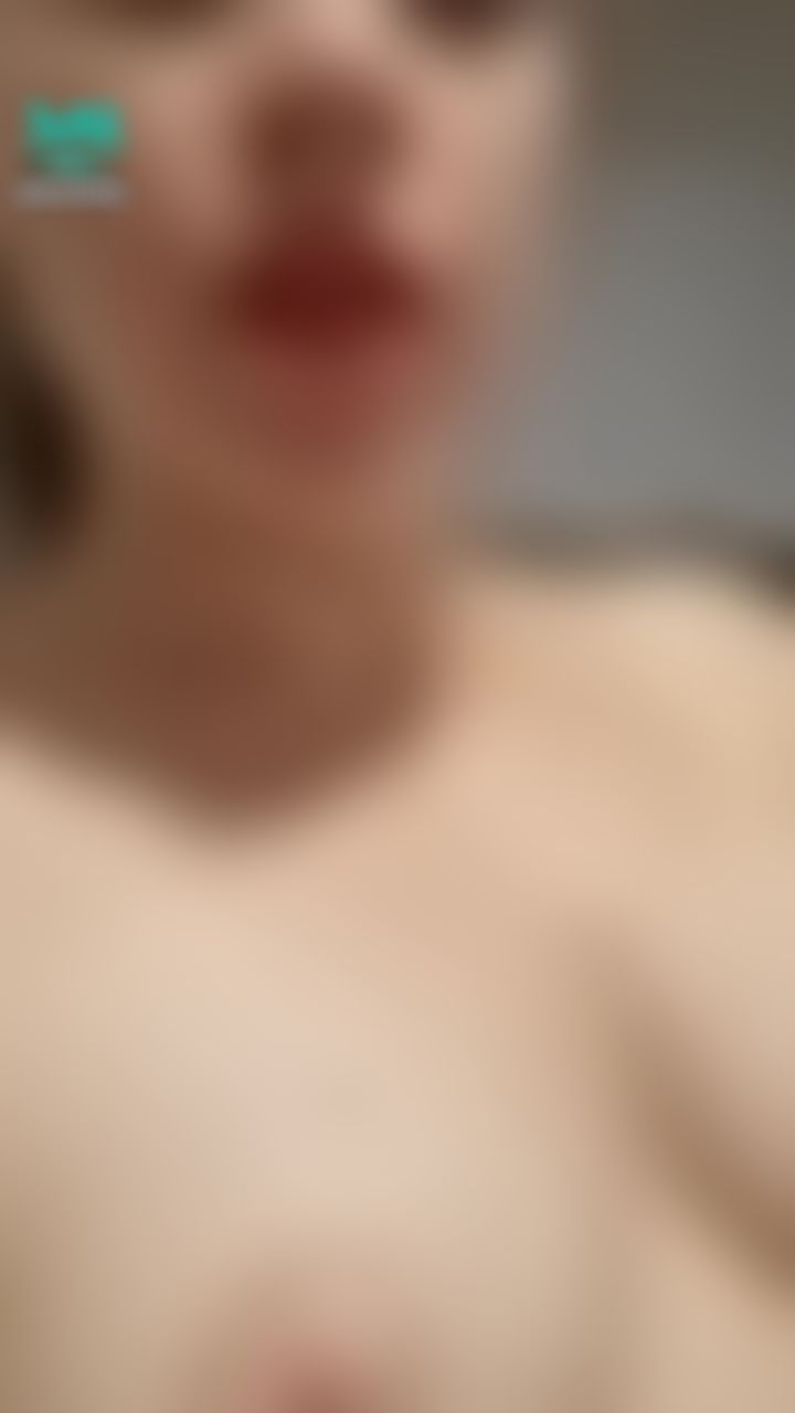 lessikitty : 
naked  tits , nipples , pussy 