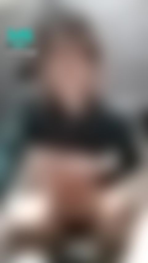 helloang3l : horny   at shower  time