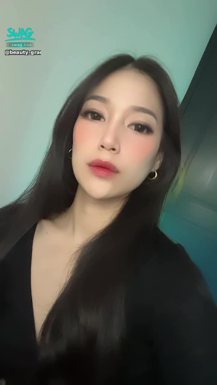 beauty_grace : 看似高冷 其實很溫暖🖤