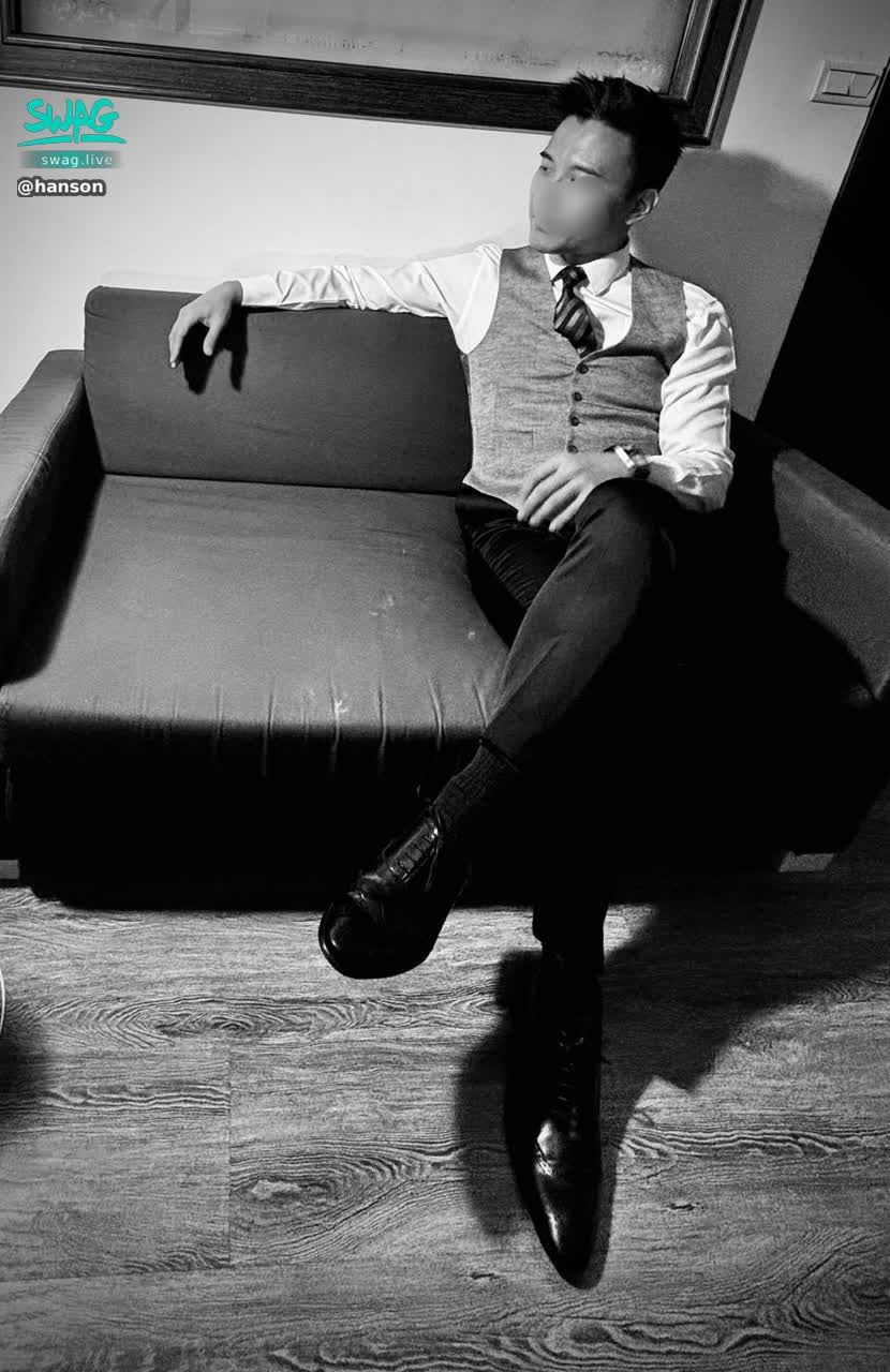 hanson : 所以妳是怎麼成為主播的呢?