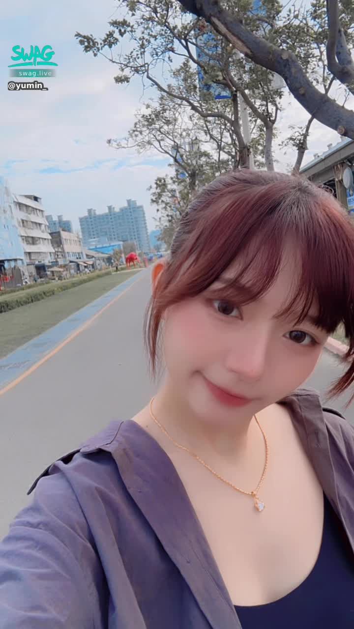 yumin_ : Babe一起出門走走！