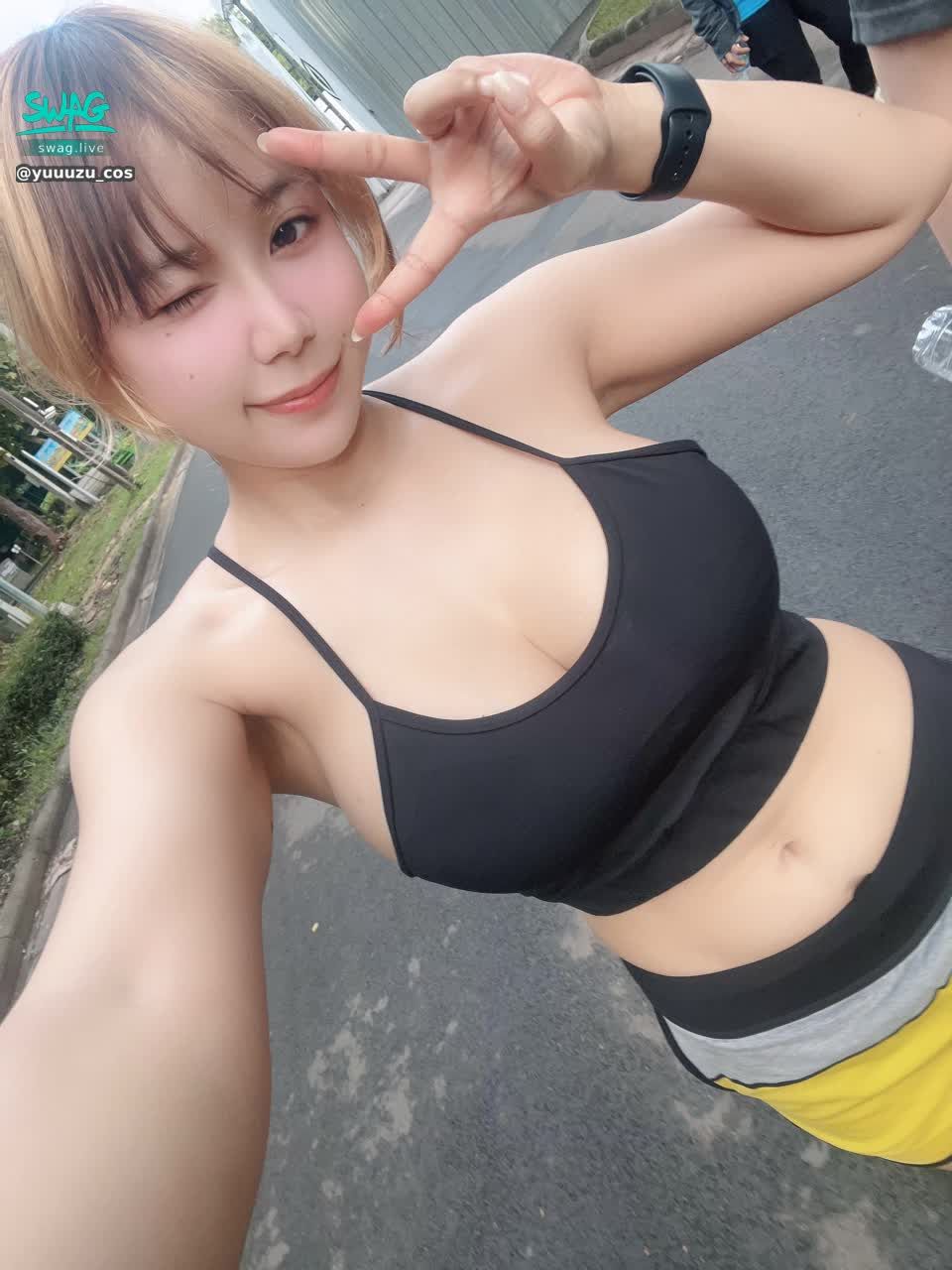 yuuuzu_cos : see you tonight at 21:00 !