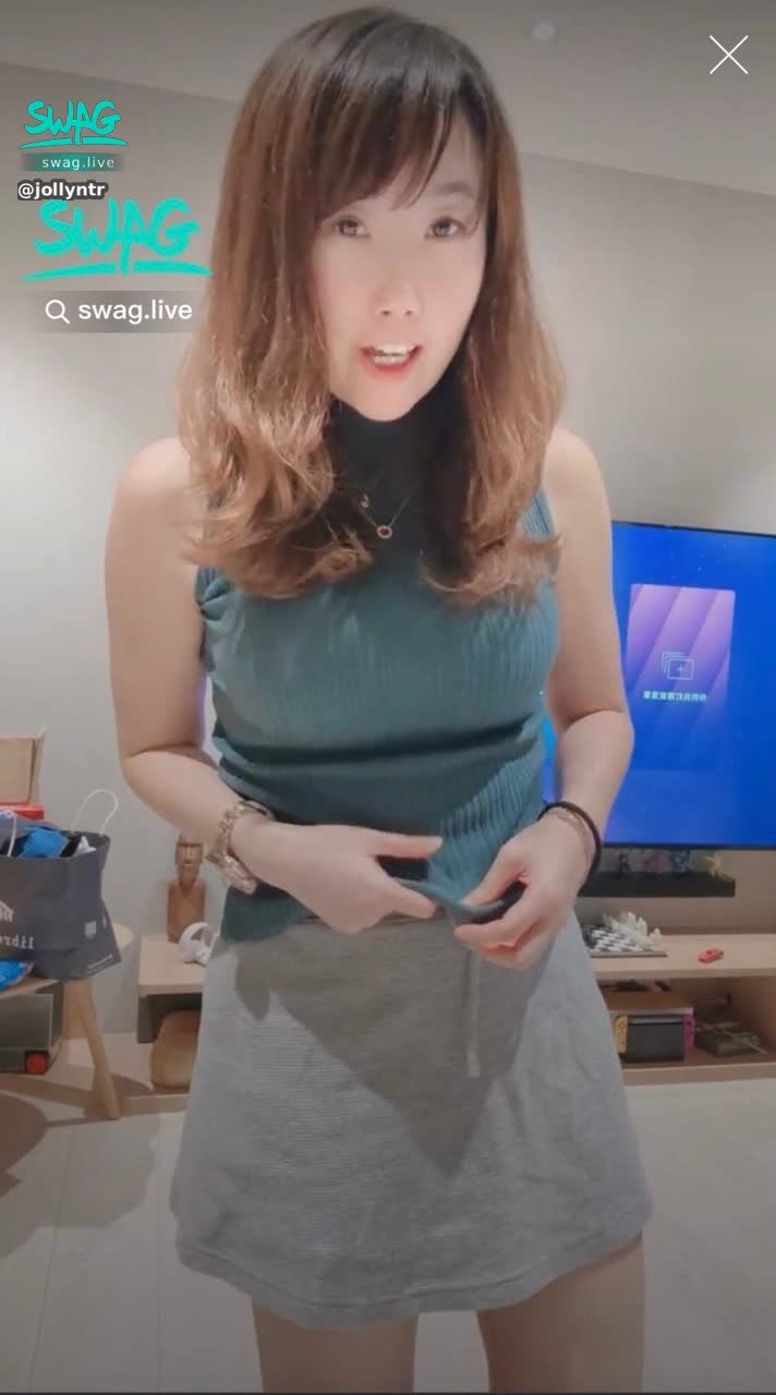 jollyntr : 直播花絮❤️準備跳舞