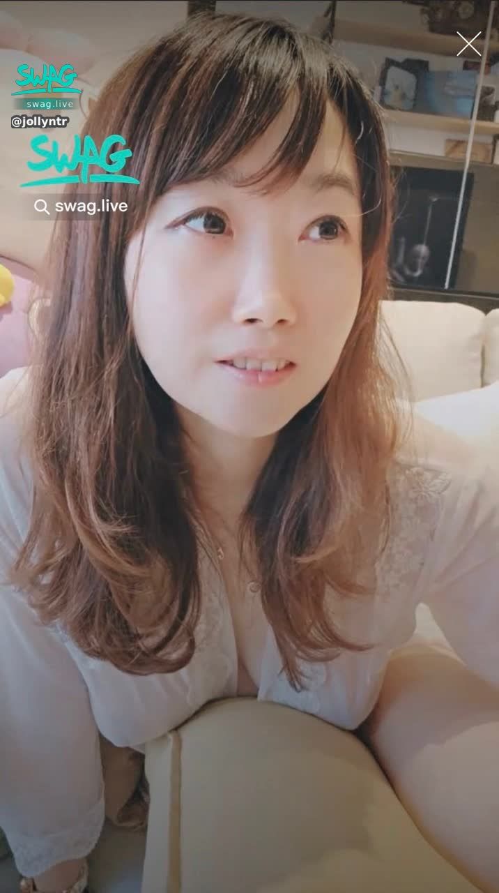 jollyntr : 直播花絮❤️睡衣style