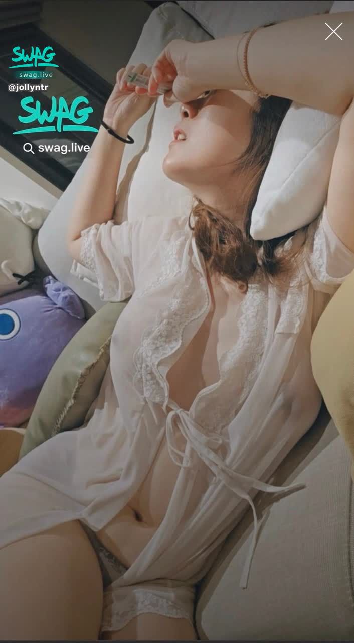 jollyntr : 直播花絮❤️顧眼睛