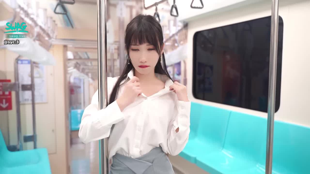  : OL 制服姊姊的誘惑