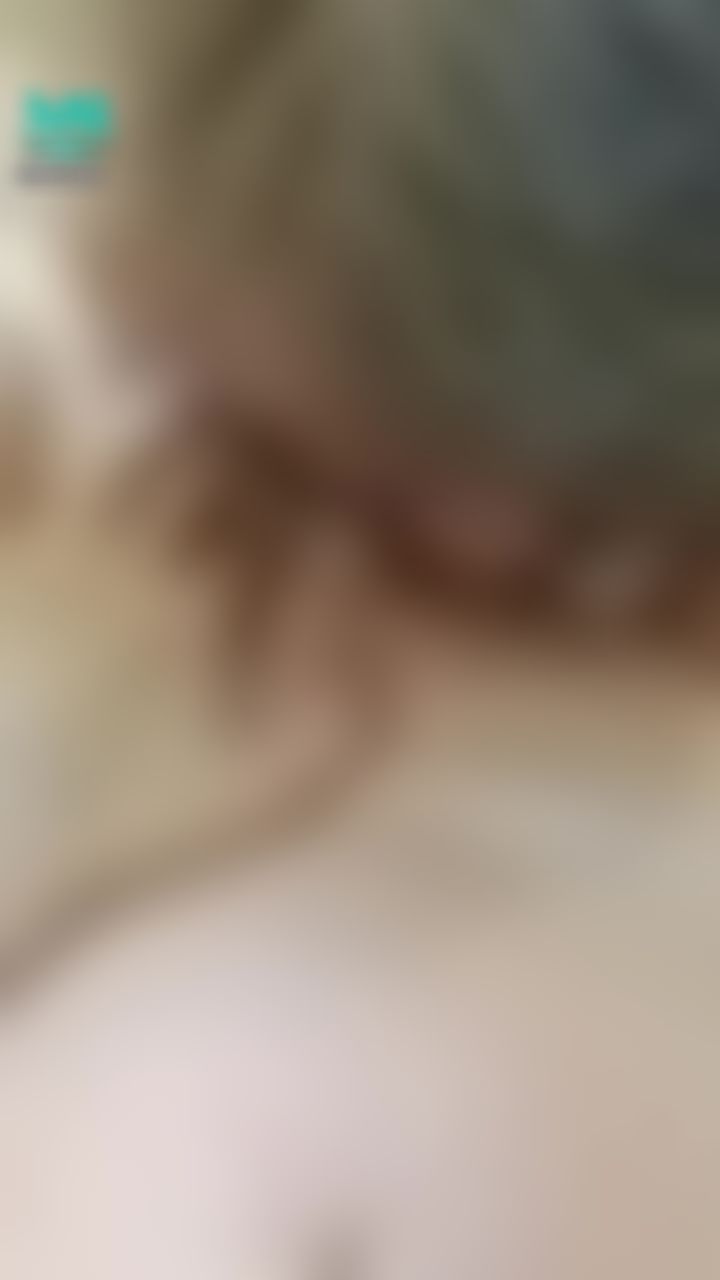  : 這裡舔舔 那裡摸摸 頭都埋在我雙腿之間