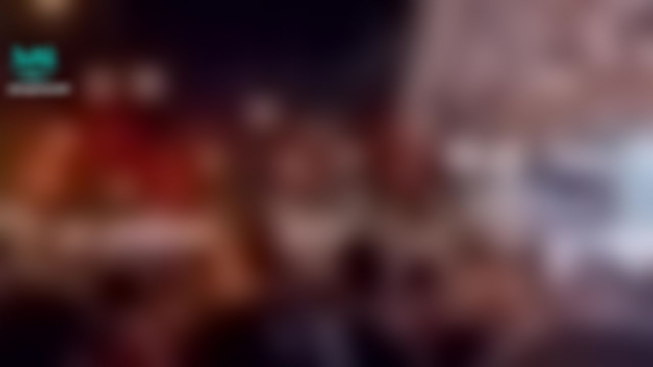 angelsam6699 : 在峇裡島的最後一晚,夜色如墨,星光點點,空氣中瀰漫著海洋的鹹味和椰子的甜香。泳池派對的現場已經沸騰了,音樂的節奏隨著夜色變得愈加狂野。在酒精的作用下,人的慾望被徹底解放,舞池裡的人們忘情地扭動身體。
我穿著紅色性感連身裙,沒有內衣,僅穿了一條G-string,每一個動作都讓我的身影在燈光下閃現出誘人的曲線。周圍的目光不時投來,帶著讚賞和慾望的火花。酒精讓我的血液沸騰,身體隨著音樂擺動,感覺自己像是融入了夜色中的一部分。
派對達到高潮時,我決定玩得更瘋狂。我躺在一張椅子上,開始自摸陰部,動作輕佻而挑逗,吸引了Sam的注意力。他的眼神閃過一絲驚艷和慾望,我知道我成功了。
回飯店的路上,我故意露出乳房和屁股,路邊甚至有一頭牛在靜靜地看著我,我感到一種原始的自由和放縱。進入電梯時,我再次露出身體,電梯的鏡面上映出我和Sam的影子,他的呼吸變得急促,我感覺到他的慾望在升溫。
回到房間的路上,激情已經無法抑制。房間的門一關上,我和Sam的激情如火山爆發。 Sam的吻從我的唇上移到頸項,再到更私密的地方。他的手在我的身上游走,每一次觸碰都像是電流通過,讓我顫抖。
在床上的時候...
#巨乳 #實戰 #約會 #人妻 #美乳 #愛撫 #无套