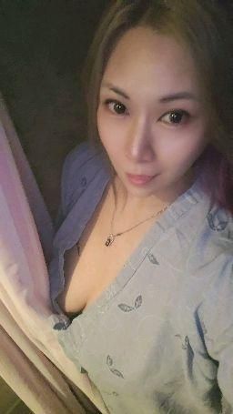 bobo_miu : 有沒有朦朧美的感覺 
好像捉摸藏  有沒有哥哥要跟我玩抓到就可以吃了我等你哦❤️‍🔥❤️‍🔥❤️‍🔥