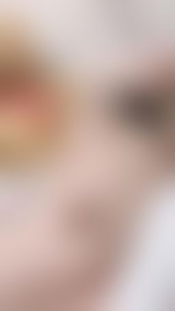 youxnln7488na : 鹹濕揉奶⚠️硬挺奶頭逆襲😈有哥哥想吸允+舔👅咬嗎🥵💦