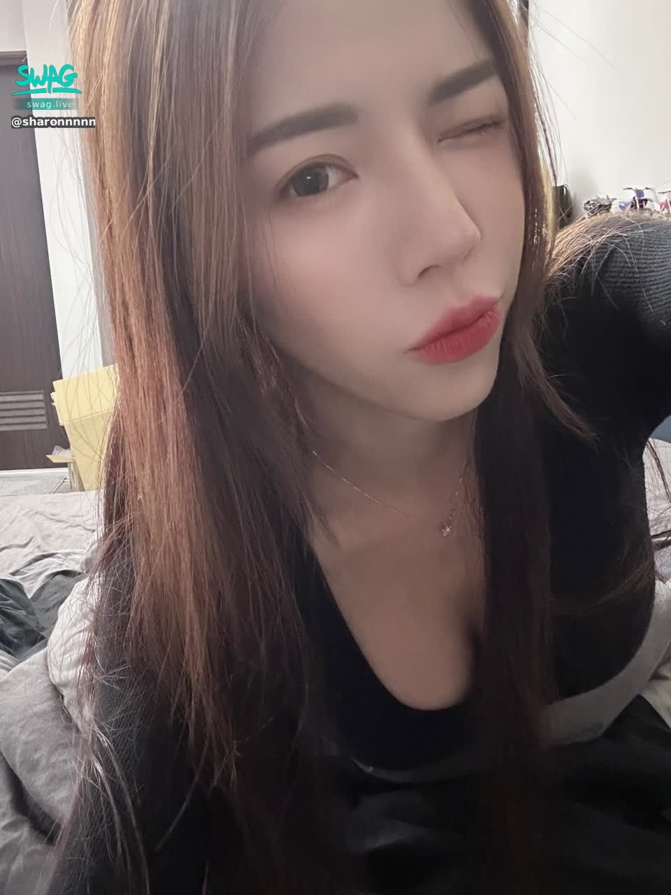 sharonnnnn : 🐻預告🐻今晚11點上播播❣️