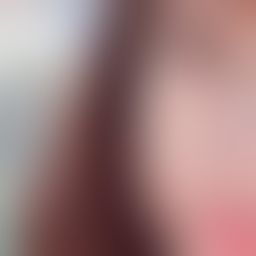 lovemeredith : 我新染的髮色和接睫毛，好不好看呀