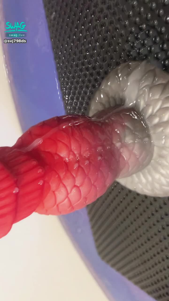 svj798ds : 像一摊烂泥一样,待君深入