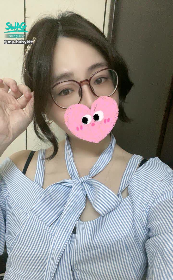 my_babykitten : 🐱被老師說昨天首播太瘋狂🥹
❤️今天10點半再來學習直播❤️
對了➡️今天會補給跟我聊天的同學影片小福利唷☺️
#新手主播 #來教我怎麼聊天😝