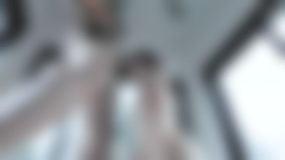 japanese_real_amateur : １８才！、半年前まで高○３○生！、超絶美形の超美人の１８才登場！！FC２最高クラス！！！購入後の本編は完全顔出し！！