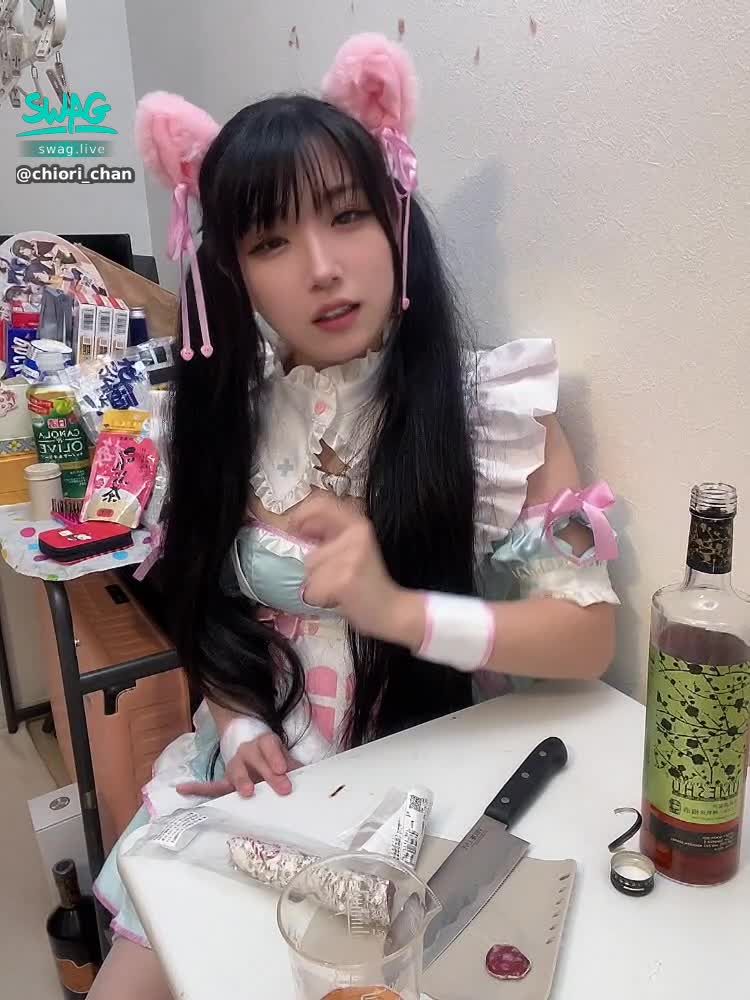  : 結婚式の話の続きね？