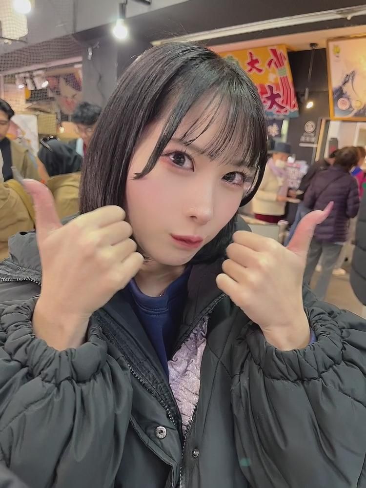  : ーりこのてちてちもぐもぐ😊🍴ー　次はカキ～🥰🙌