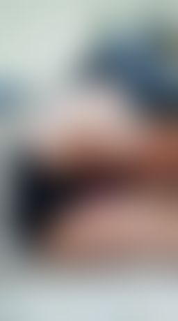 lelelina : 插著跳蛋～
把內褲夾起來～愛撫呻吟色起來
