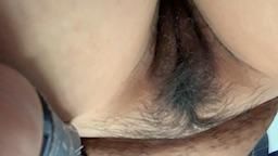 roona : 毛茸茸的猫 hairy pussy