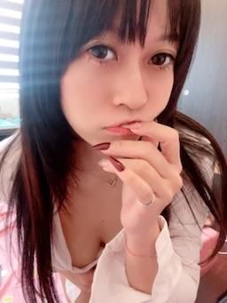 kellylady : 寶貝 天氣好冷🫶需要溫暖手手來溫🥛🥛關注我 直播時 能夠看更多 💦💦