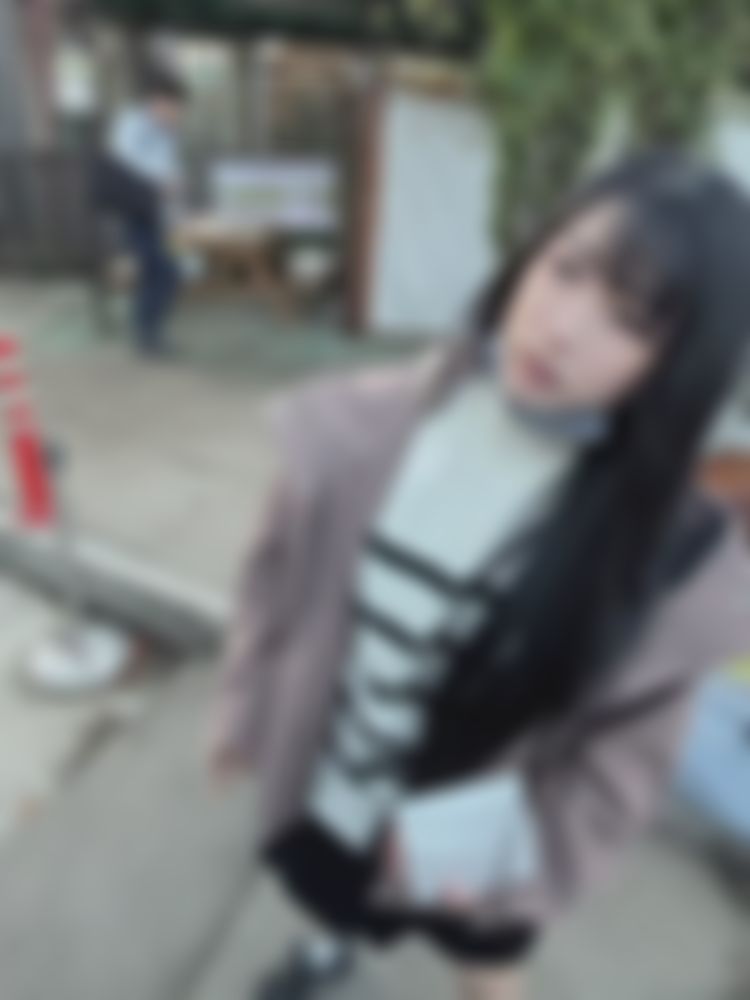 chiori_chan : 今、だんごの列に並んでんの。

んで、

しょうゆかくるみみそのどっちにするか

悩んでんの。