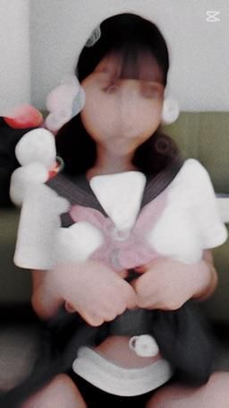 bonniewoo : 🐍年行大運,新年有新年福利,記得私訊解鎖😍