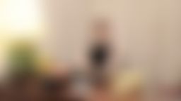 alice_life : 新年給老闆騷擾要求員工們女女表演才有紅包收