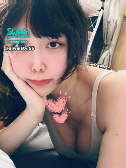 alweisty.66 : 平常大家都叫我情慾女神😈穿上衣服的我怎麼樣?你們還喜歡嗎?
#sexy #性感 #生活 #騷 #奶 #大奶🔥 #露臉 #巨乳 #可愛 #全swag顏值最高 #白白嫩嫩