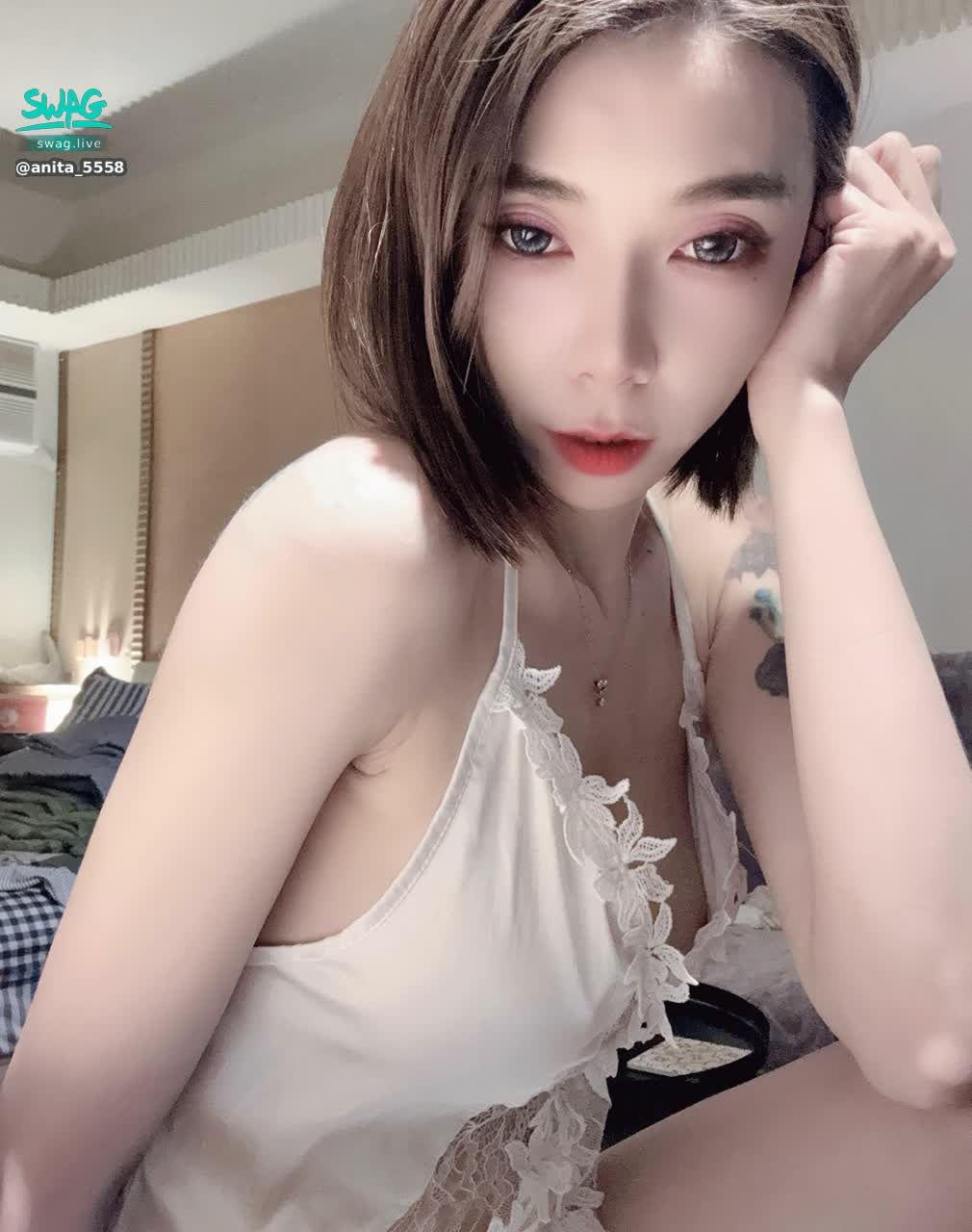 anita_5558 : 2/7（三）23:00 情趣睡衣色色秀😈
達5萬鑽 馬上限時表演🥵
#主題直播 #情趣睡衣